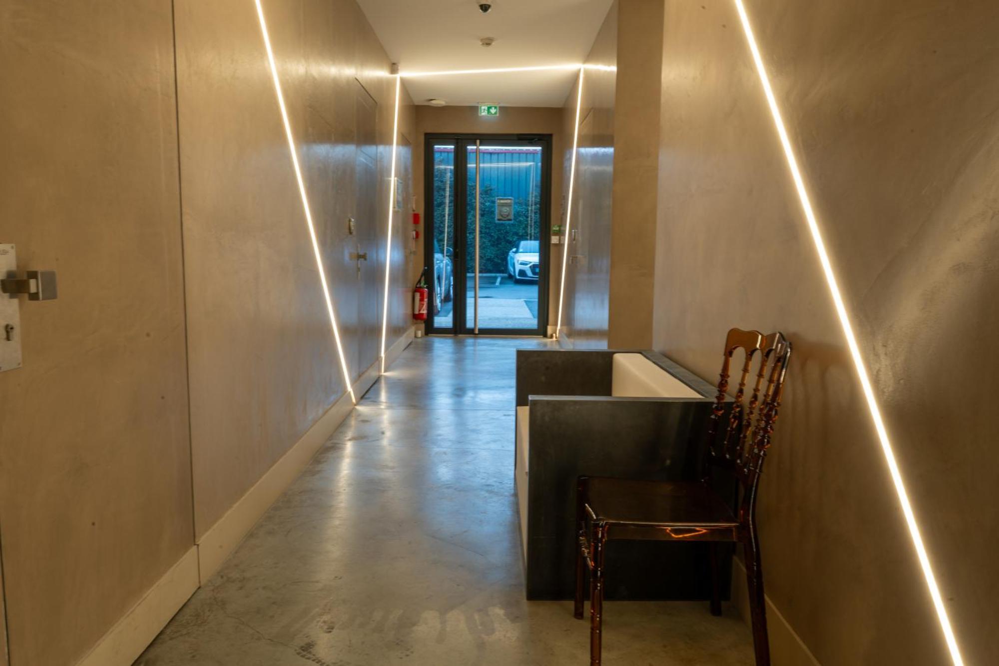 Le B Complexe Hotel Lozanne Bagian luar foto