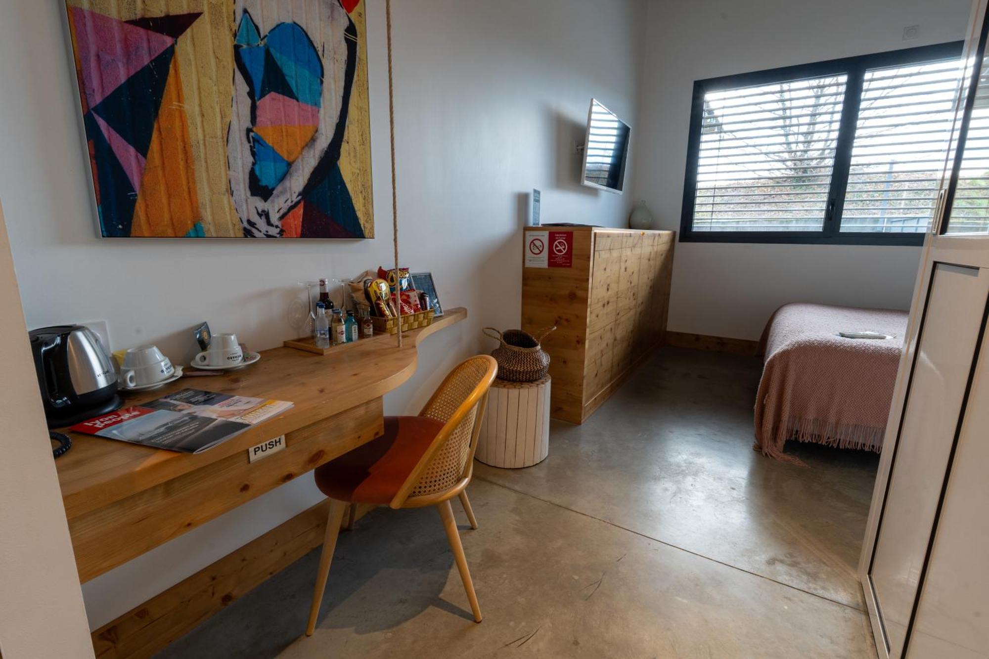 Le B Complexe Hotel Lozanne Bagian luar foto