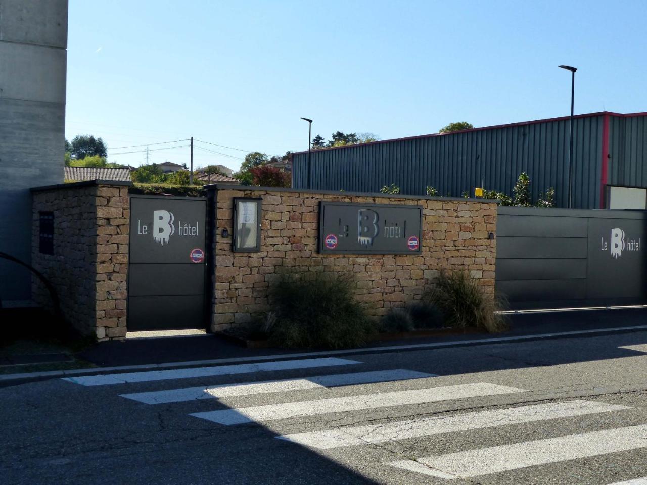 Le B Complexe Hotel Lozanne Bagian luar foto